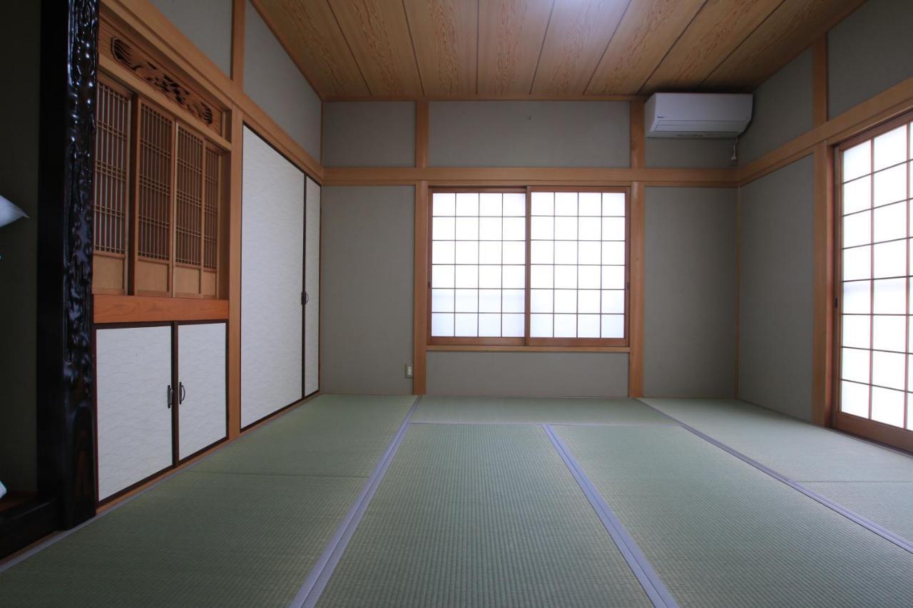 Tiz Wan 洲本 Villa Sumoto ภายนอก รูปภาพ